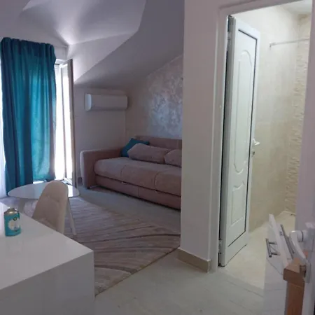 Skyline Apartment Budva